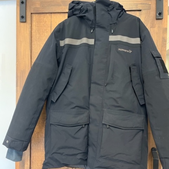 norrøna  Gore-Tex down750 Parka - Unisex - Picture 4 of 6